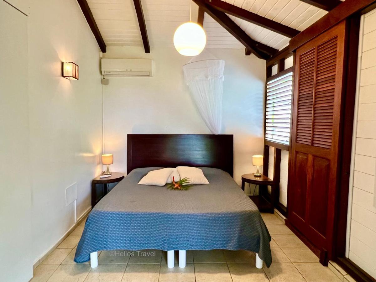 Villa Kazanou Pointe Batterie 데샤이에스 외부 사진
